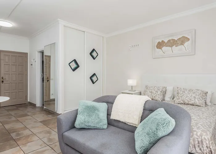 Paraiso Del Sur * Адехе